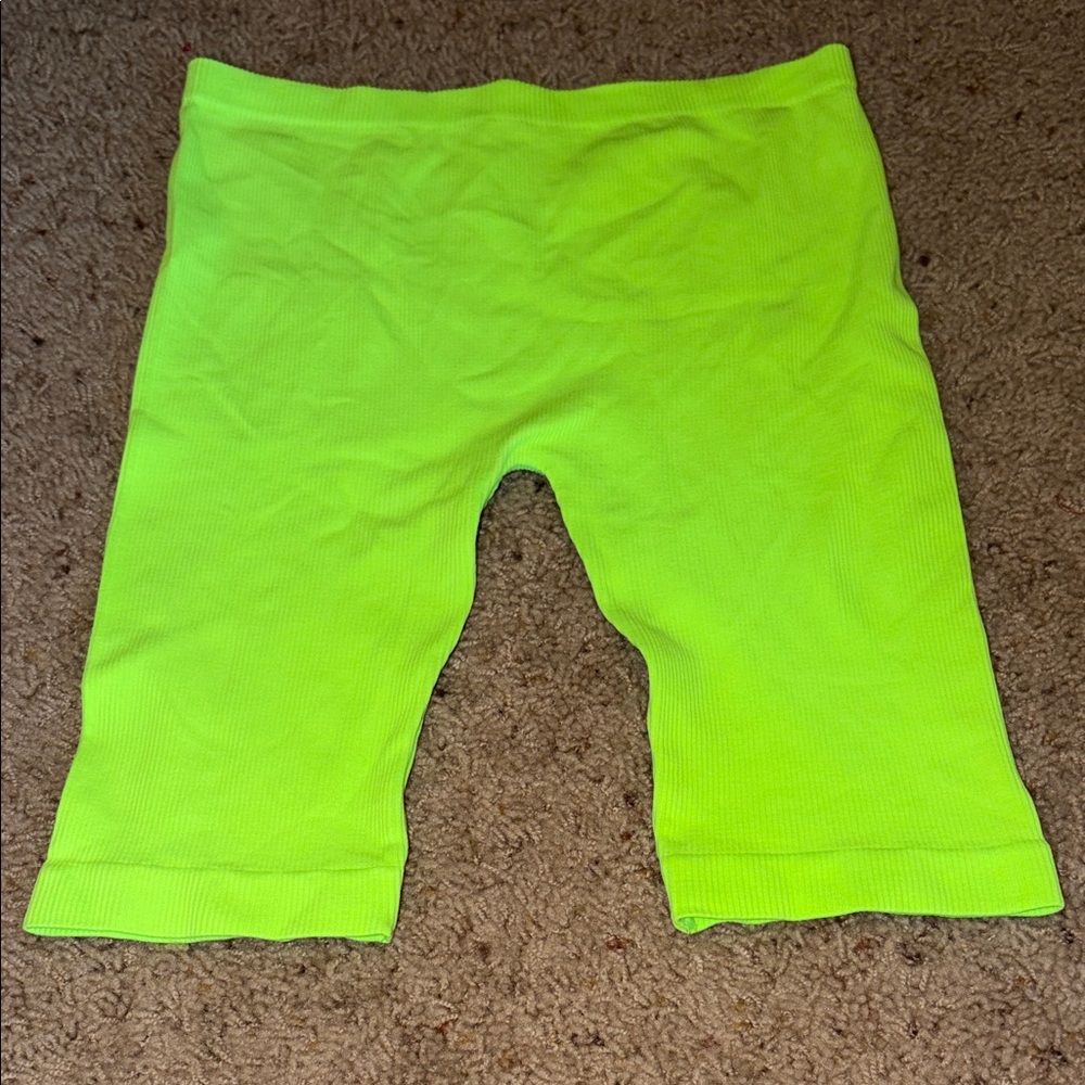 Love J Neon Green Ribbed Stretch Workout Shorts Woman’s Size S\M